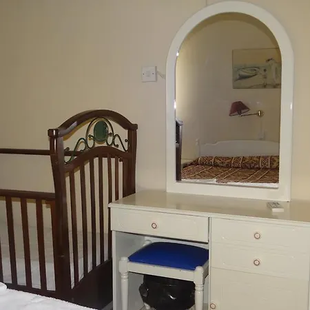 Klashiana Aparthotel Oroklini