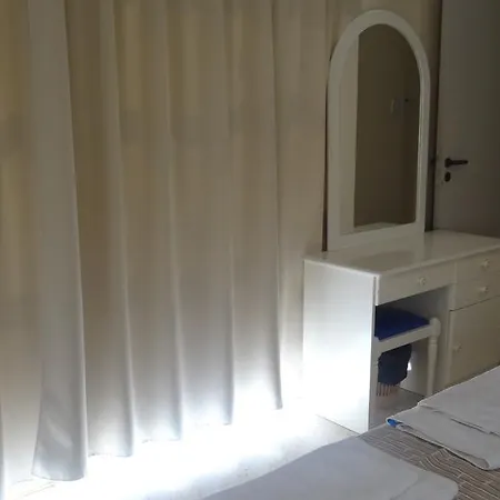 Klashiana Aparthotel Oroklini