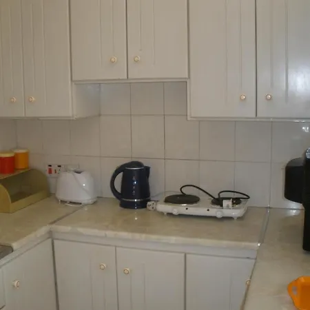 Klashiana Aparthotel Oroklini